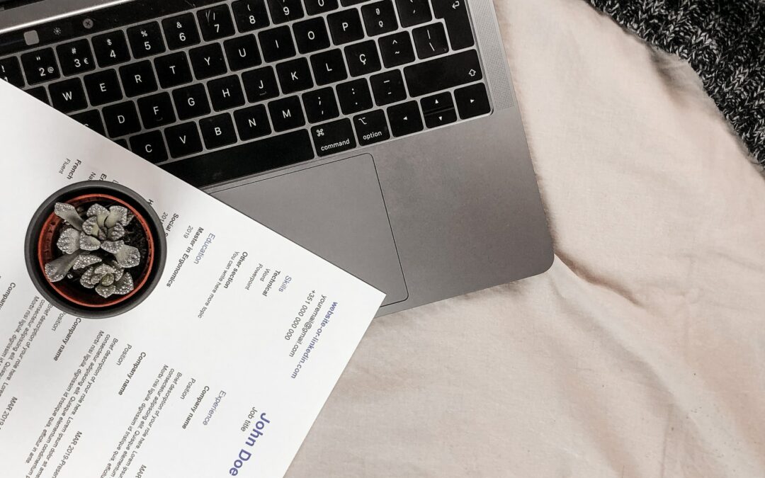 Writing a CV for a Deckhand Job on a Yacht